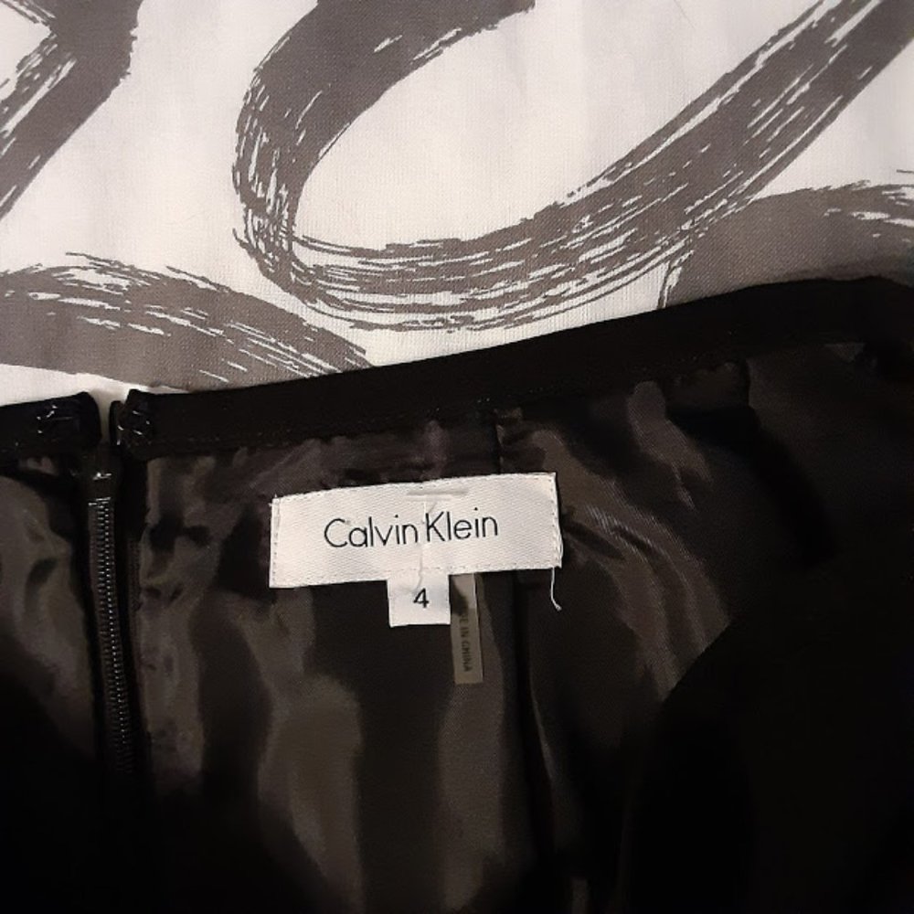 Calvin Klein Pencil Skirt - Picture 4 of 6